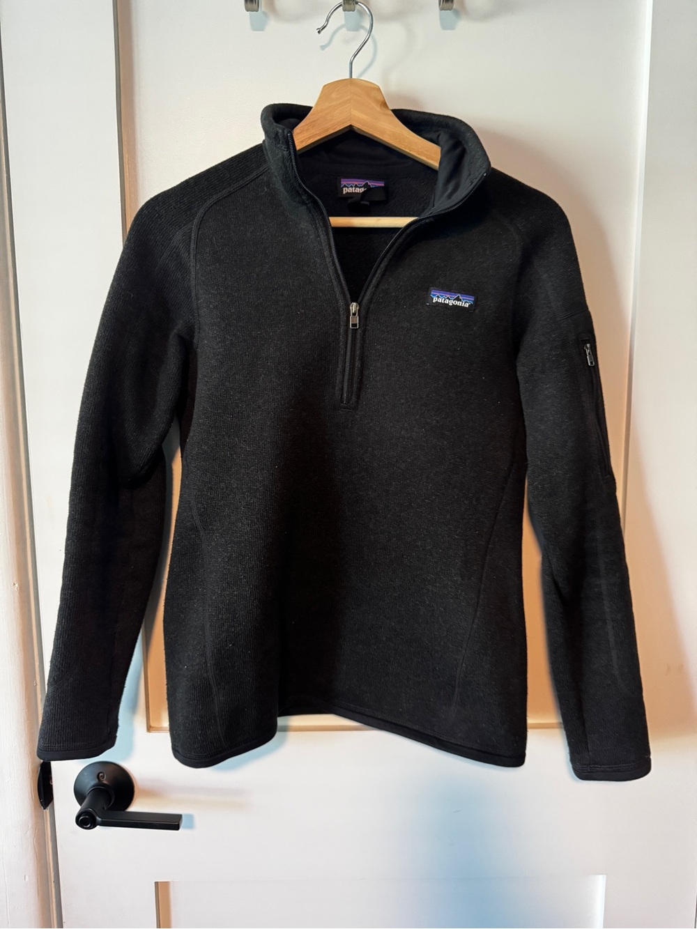 Patagonia Black Half-Zip Fleece Pullover